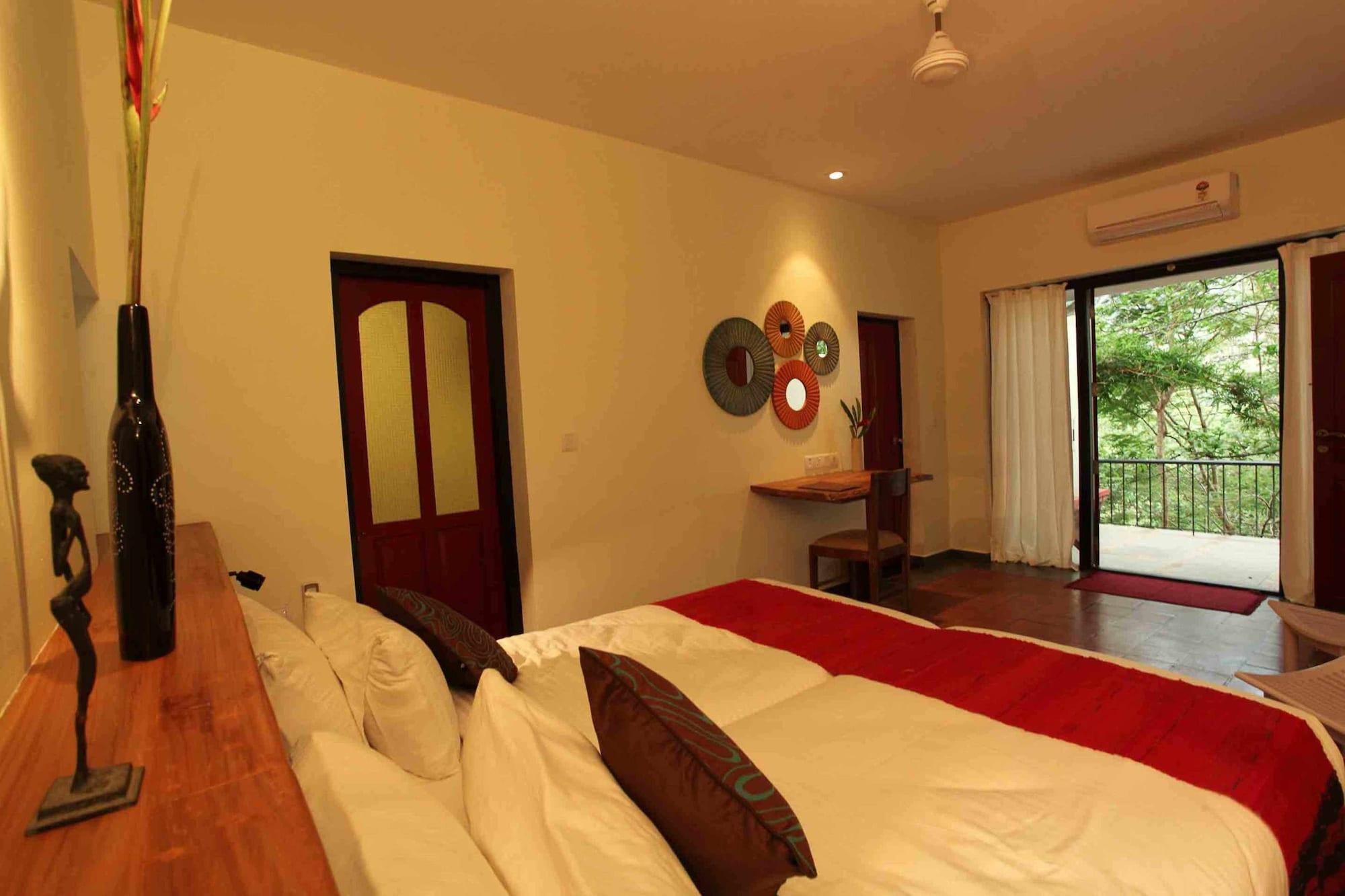 Rainforest Resort Athirappilly Extérieur photo